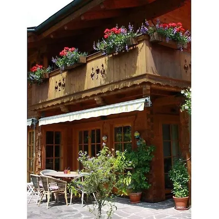 Hotel na wodzie Hintermair Comfortable *